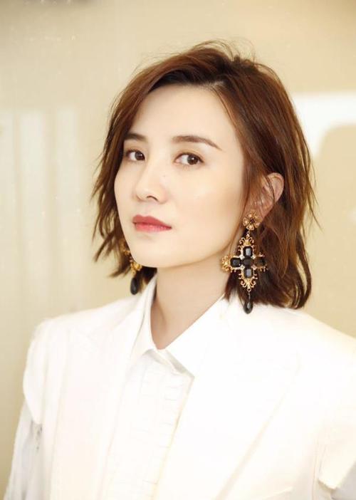 百年巨匠齐白石老人惊艳的三位女弟子郭秀仪,胡 百年巨匠齐白石老人惊艳的三位女弟子郭秀仪,胡