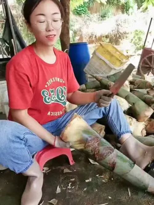 女人戒指的戴法